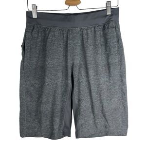 Lululemon T.H.E. Linerless Short Gray Mens Sz M LM7Y05S Stretch 11” Gym Outdoor